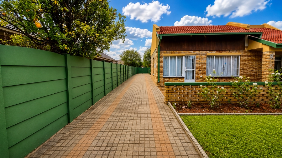 3 Bedroom Property for Sale in Flimieda North West